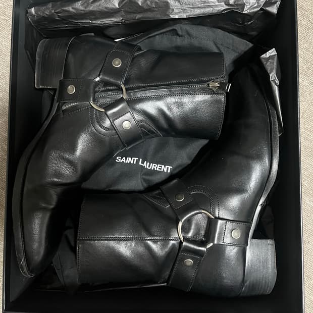 생로랑 하네스 부츠 41사이즈