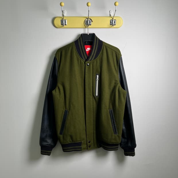 나이키 디스트로이어 레더 바시티 자켓 XL