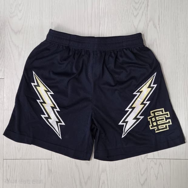 에릭 엠마누엘 (라이트닝)반바지