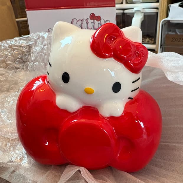 헬로키티 도자기 저금통
