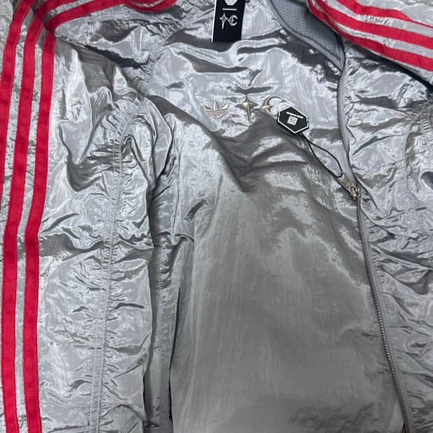 [M]아디다스 떠그클럽 우븐 트랙탑 라이트 오닉스 실버 메탈릭