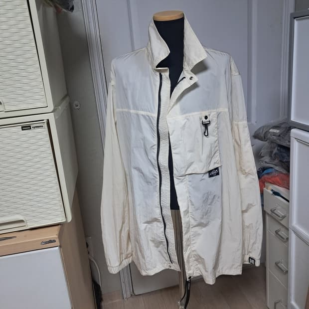 코닥 아이보리 바람막이 자켓 L(21년제품)