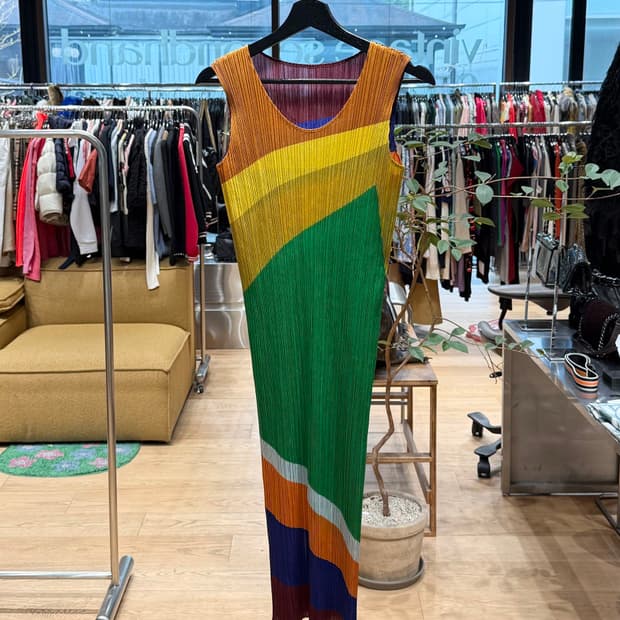 플리츠 플리즈 멀티컬러 슬리브리스 원피스 