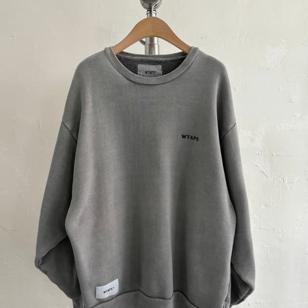 WTAPS 더블탭스 그레이 COLLEGE / DESIGN 크루넥 스웻셔츠