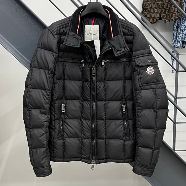 몽클레어 퀼팅 바이커 패딩 자켓