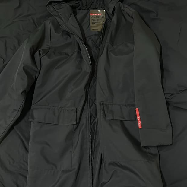 프라다 스포츠 코트