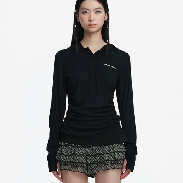 러프넥 헨리 후드 롱 슬리브 탑 블랙