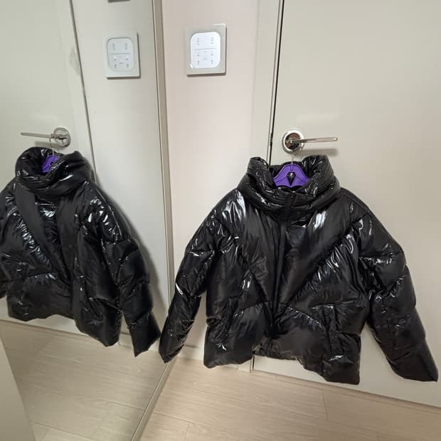 다이나핏 유광패딩 새상품