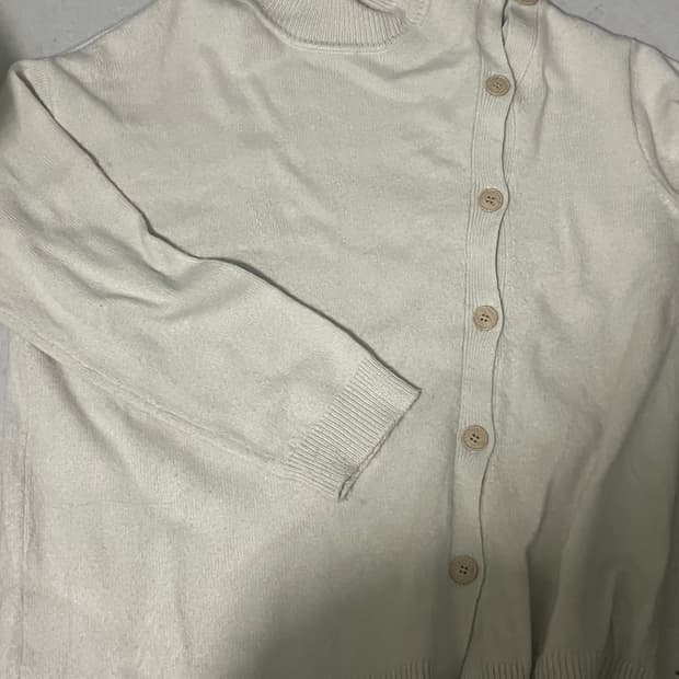 어깨트임 오프숄더 니트 핀터감성