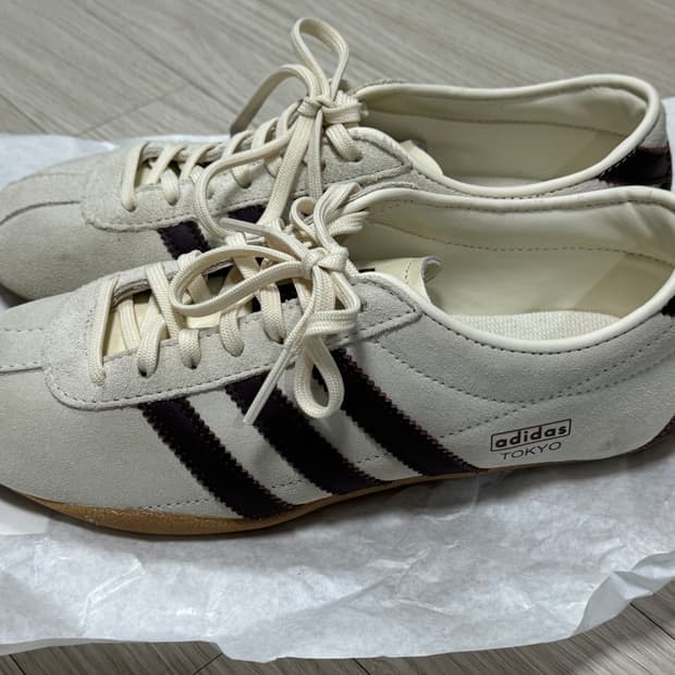 아디다스 도쿄