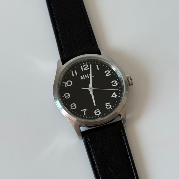 Black Dial Arabic Silver Quartz