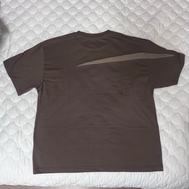 일류 Shift line T-shirts (Brown)