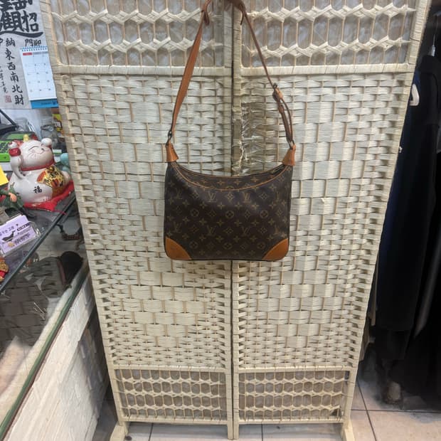 정품 루이비통 블로뉴 숄더백 팝니다