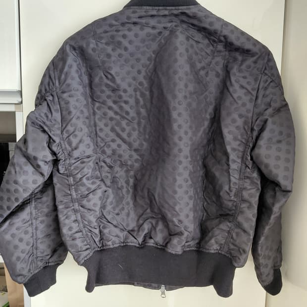 뮤지엄비지터 MA-1 자켓 M사이즈