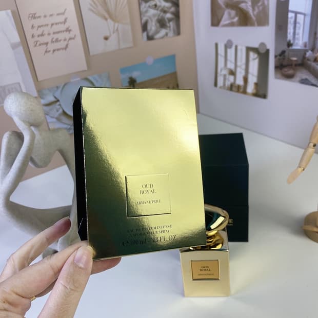  아르마니 프리베 우드 로얄 콜렉터 향수 100ml