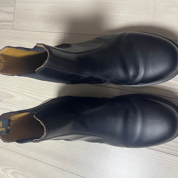 닥터마틴 2976 첼시부츠 스무스 블랙