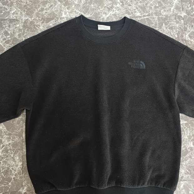 The North Face 블랙 맨투맨 (95사이즈 / 165~175)
