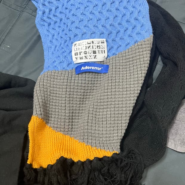 아더에러 머플러목도리