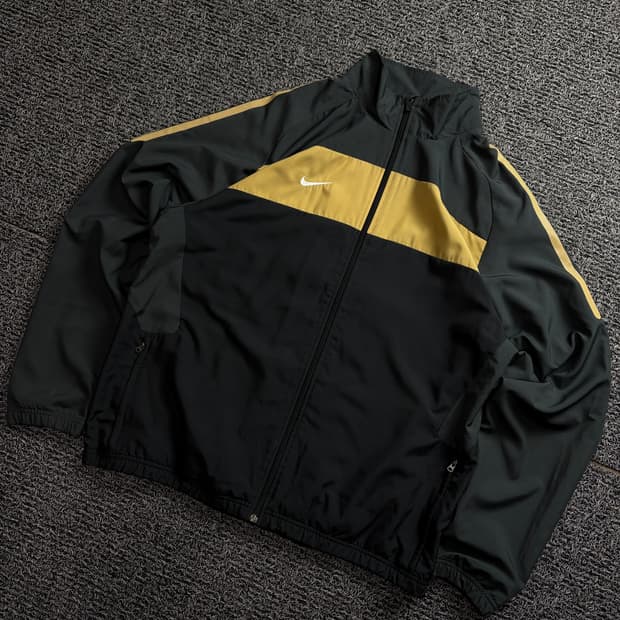 00s 나이키 올드스쿨 배색 박시핏 바람막이 1591