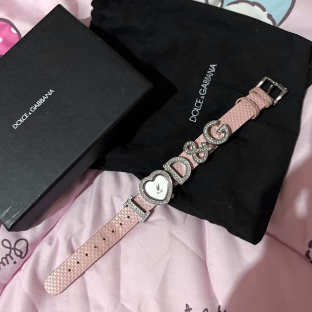 돌체앤가바나 빈티지 시계 히메갸루