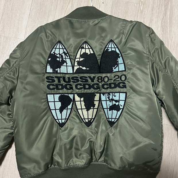 스투시 x CDG MA-1 자켓 올리브