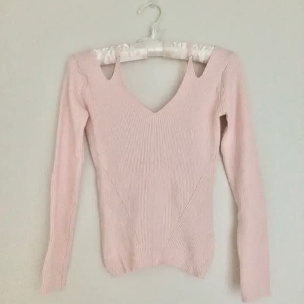 유솝 yousoap soa 수지 발레 니트 베이비핑크