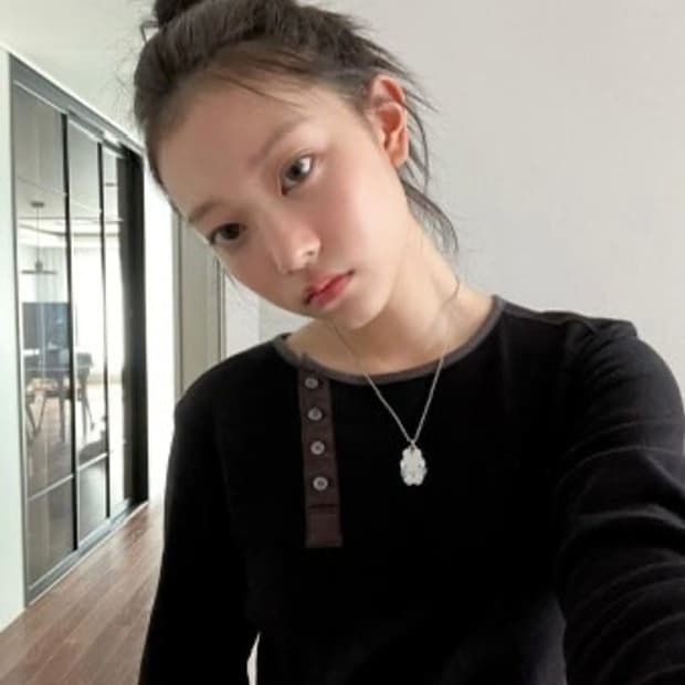 코이세이오 롱슬리브 해린 착용