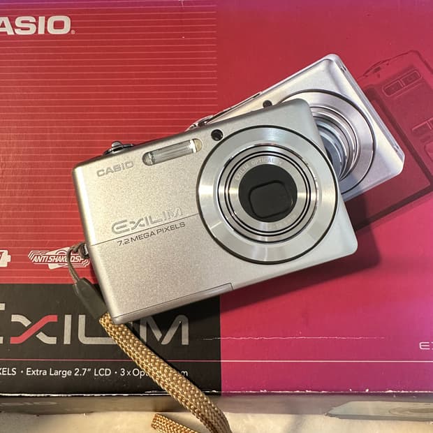 *풀박스* 카시오 엑슬림 z700 디카/디지털카메라