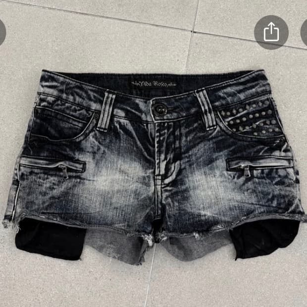 착샷ㅇ 펑크 스터드 워싱 반바지