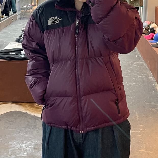 노스페이스 700 구형 눕시 퍼플 구스패딩 H1732