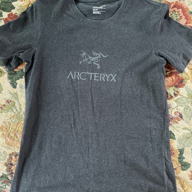 아크테릭스 반팔 xs