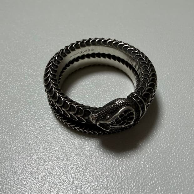 22호)구찌 실버가든 스네이크링 에이지드