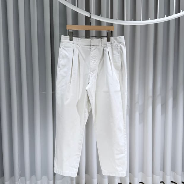 (A+/52) / 로로피아나 플리츠 코튼 데님 팬츠 아이보리
