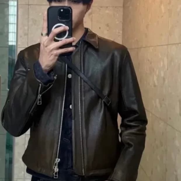 토니웩 크롭 레더 자켓 XL 주우재 착용 미착용 제품