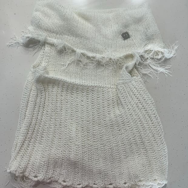 Tassel Open Shoulder Knit 트리밍버드 오프 숄더