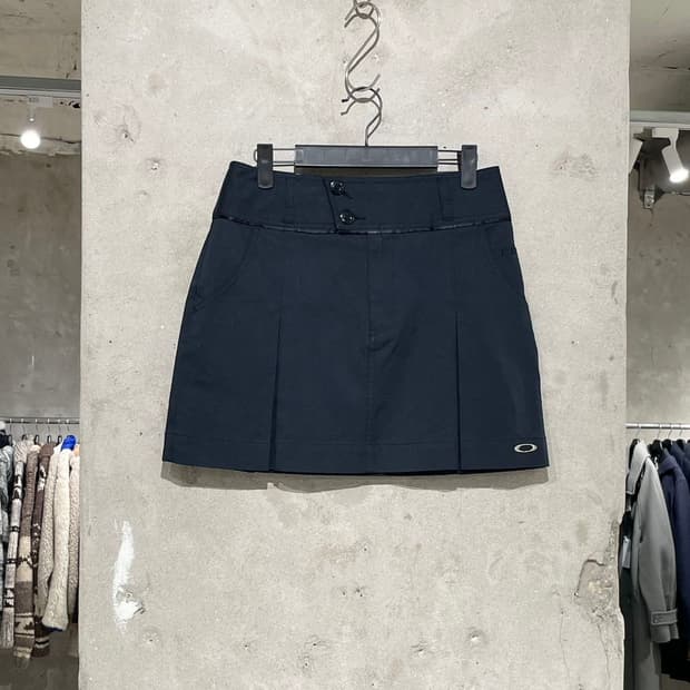 오클리 블랙 빌로우 로고 코튼 혼방 미니스커트