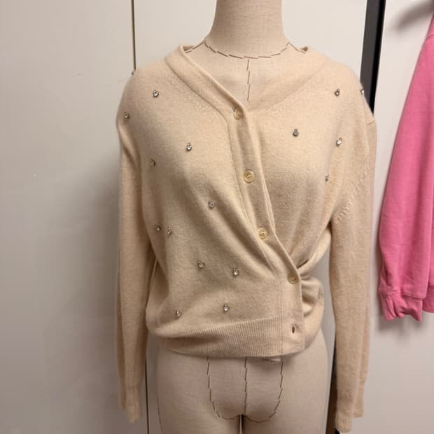 애프터홈파티 베이지 큐빅 포인트 가디건 봄가을가디건