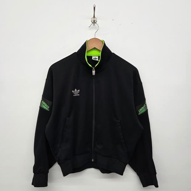 아디다스 블랙 트랙탑 자켓 여m