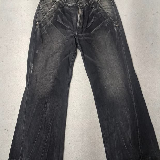 버커루 흑청 부츠컷 데님팬츠