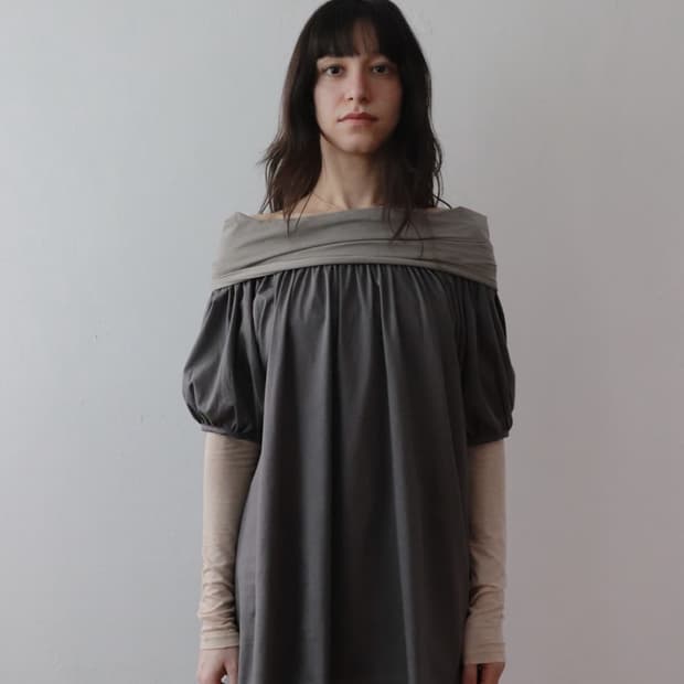 AMORSHAEE Back Ribbon Top - grey