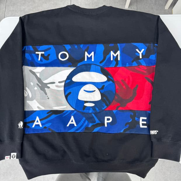 에이프 X 타미 맨투맨 