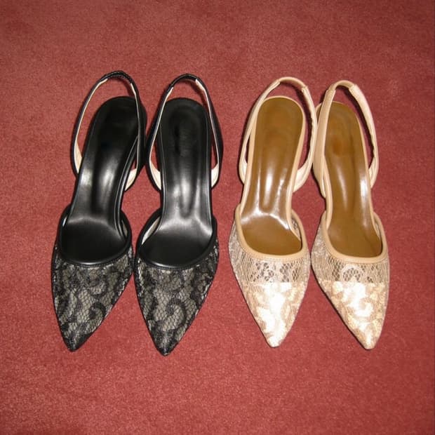 쉬이즈 미애 Lace stiletto heel (Black)