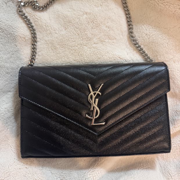 입생로랑 엔벨로프 은장 체인백