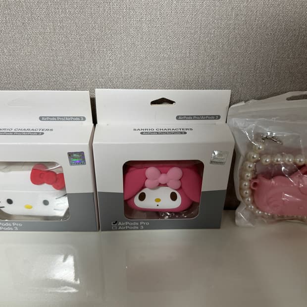 새상품 산리오 정품 에어팟 프로 케이스