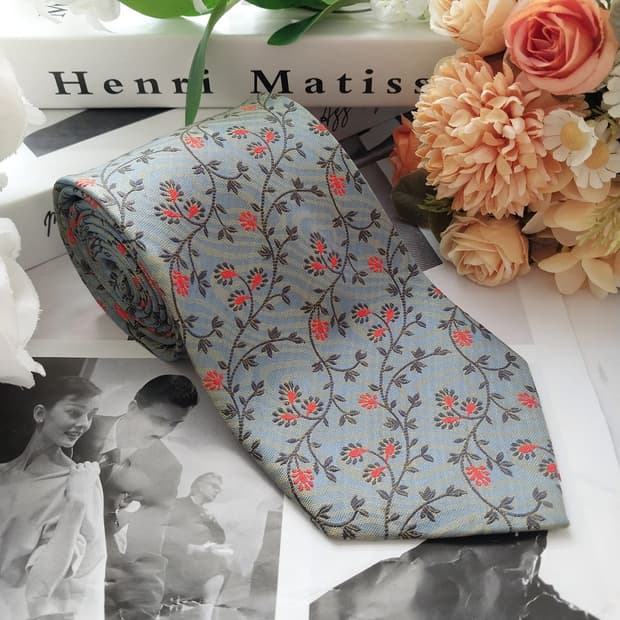 아쿠아스큐텀 실크 블루 플로럴 패턴 넥타이 9.7cm A등급 K2166