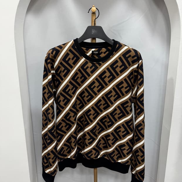 펜디 FF 맨투맨 L 