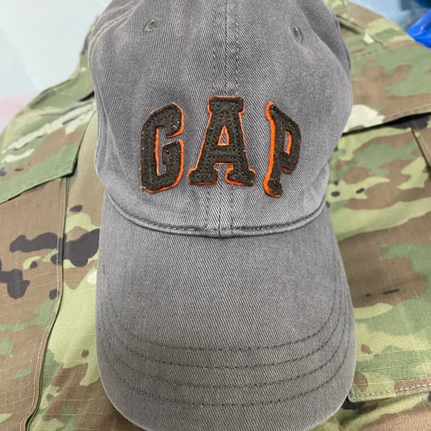 GAP 빈티지 볼캡 