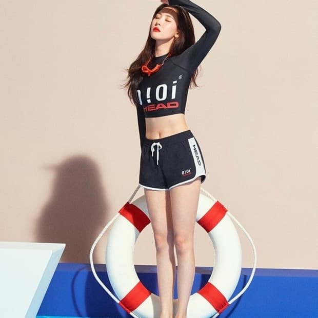 오아이오아이 X HEAD 래쉬가드