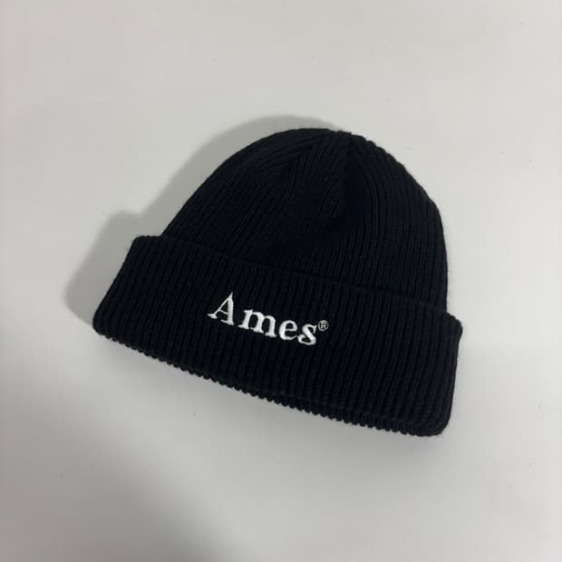 OS AMES 아메스 블랙 비니