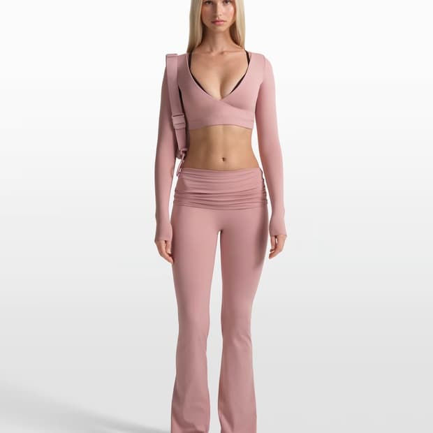 나이키스킴스 플레어 폴드 오버 팬츠 s